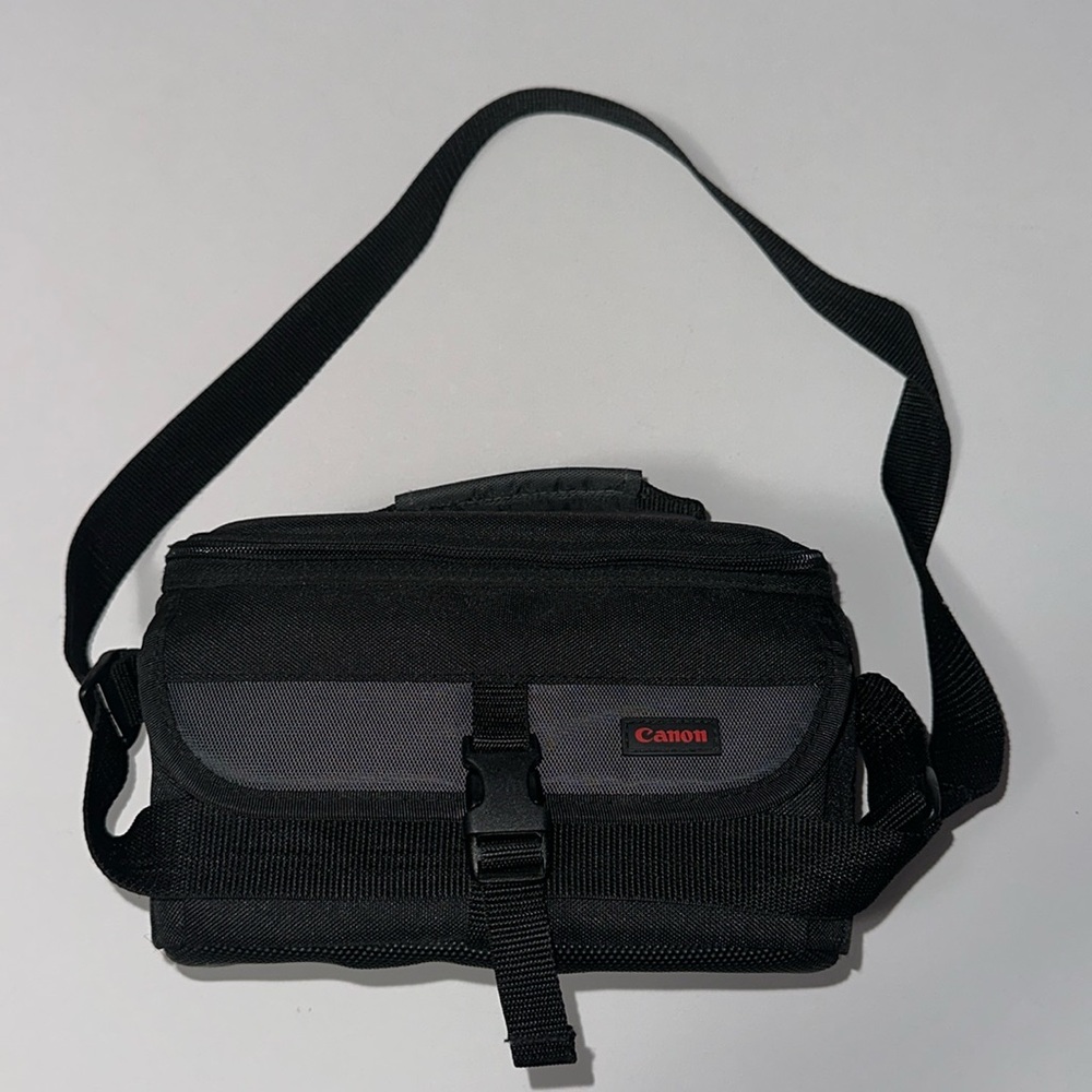 CANON CAMERA CARRY BAG